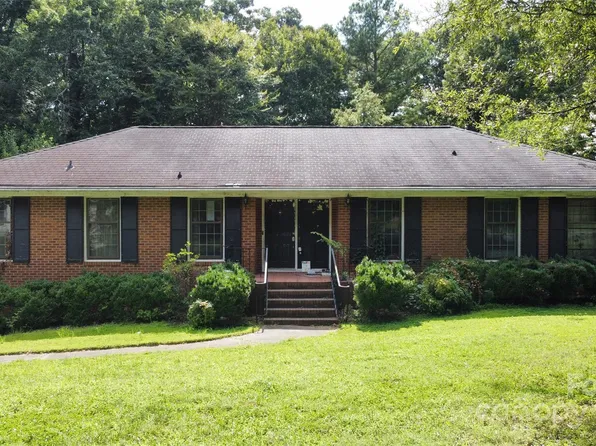 7700 Candis Dr, Charlotte, NC 28212