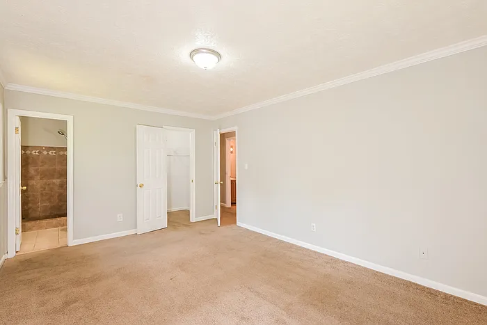4033 Emerald North Cir — Photo 9