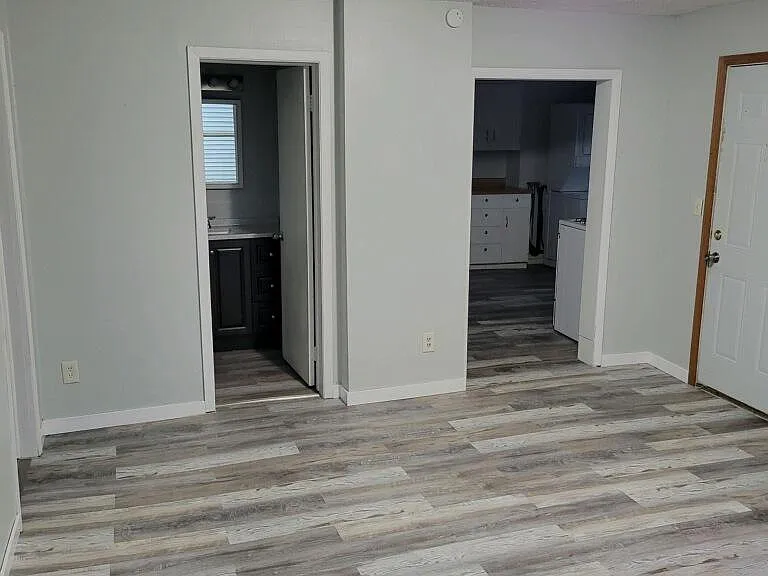 905 Mississippi Ave NW #1 — Photo 3