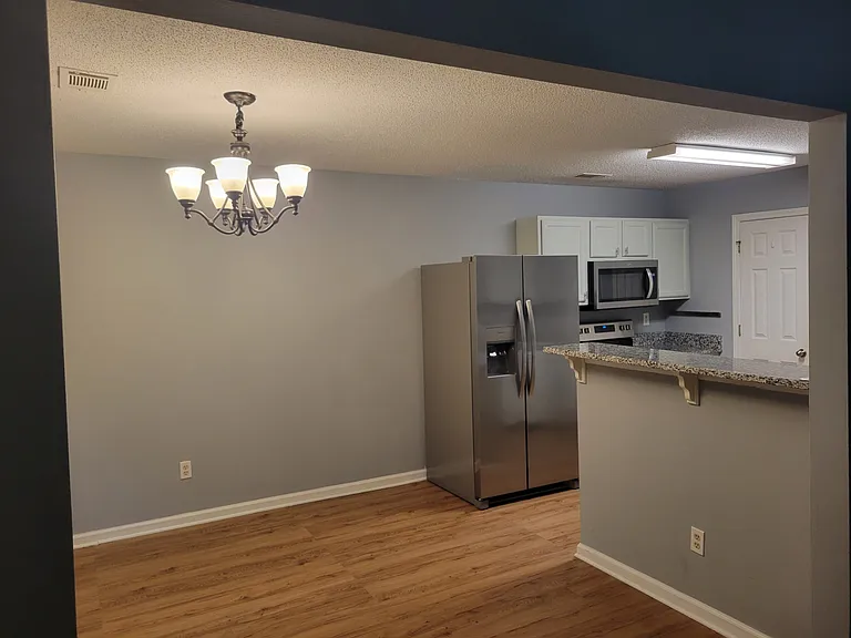 2266 Charleston Pointe SE — Photo 16