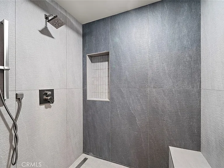 228 Hazel Dr — Photo 28
