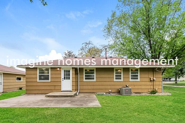 10601 Ewing Ave S — Photo 12