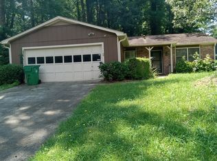969 Redan Trl, Stone Mountain, GA 30088
