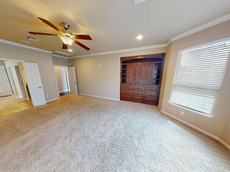 5705 Lipan Apache Bnd — Photo 23