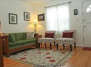 15904 Donald Curtis Dr, Woodbridge, VA 22191