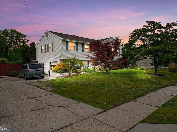 4th image of 502 W Laurel Rd