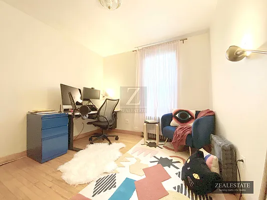 Rented by ZealEstate Group Inc | media 19