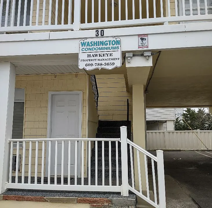 30 S Washington Ave #13 & 14