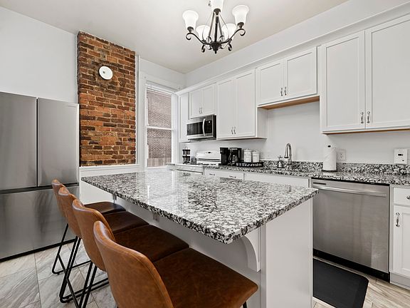 4th image of 16 N Rowland St #B