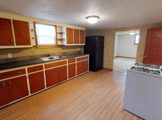 811 6th Ave NW, Mandan, ND 58554