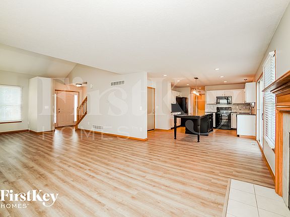 5th image of 578 Mill Stone Dr