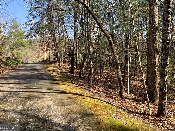 3rd image of 3 Rizzitello Ln