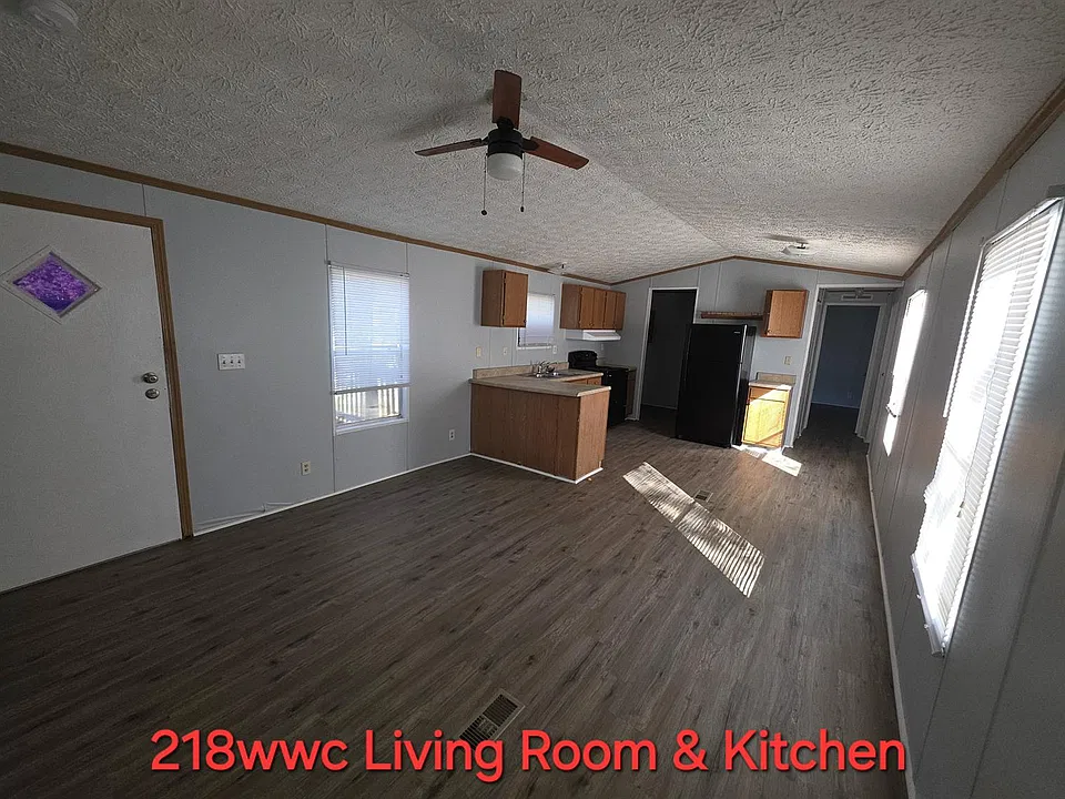 218 Westwood Cir