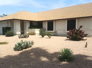 3243 W Campo Bello Dr, Phoenix, AZ 85053