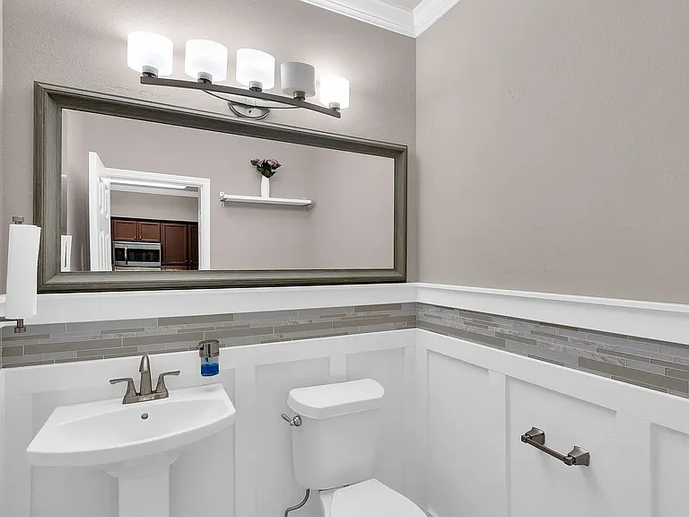 2204 Stonepark Pl — Photo 8
