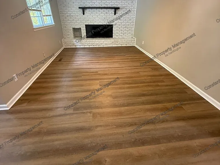 2166 Ollie Dr — Photo 3