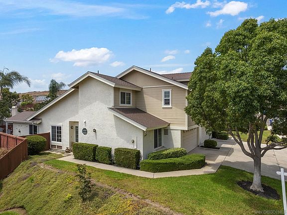3rd image of 7904 Mission Bonita Dr