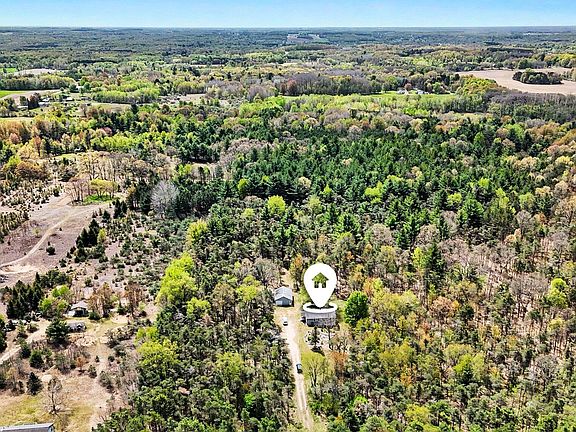 4th image of 9070 W Four Mile Rd