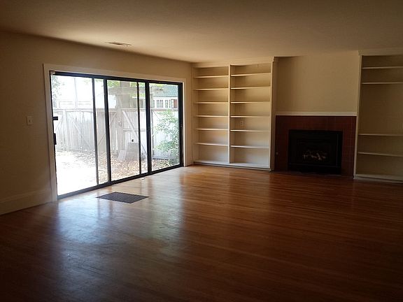 5th image of 94 W Knoles Way