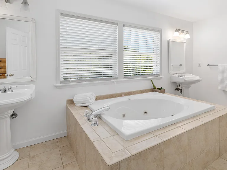 105 Mill Creek Close — Photo 12