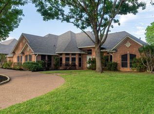 5709 Hidden Oaks Dr, Colleyville, TX 76034