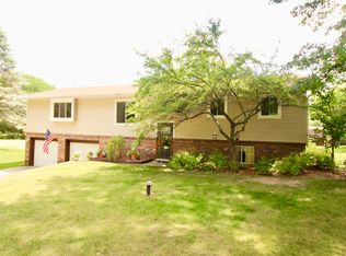 1837 Gray Rd, Howell, MI 48843