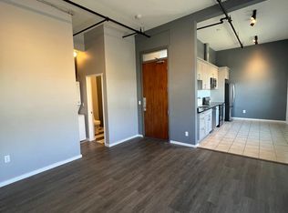 743 47th St #201, Oakland, CA 94609