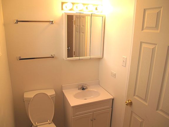 Front House Bath