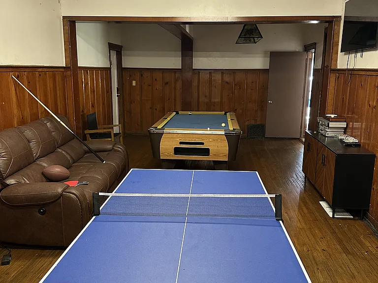 547 Gayley Ave #12 — Photo 6