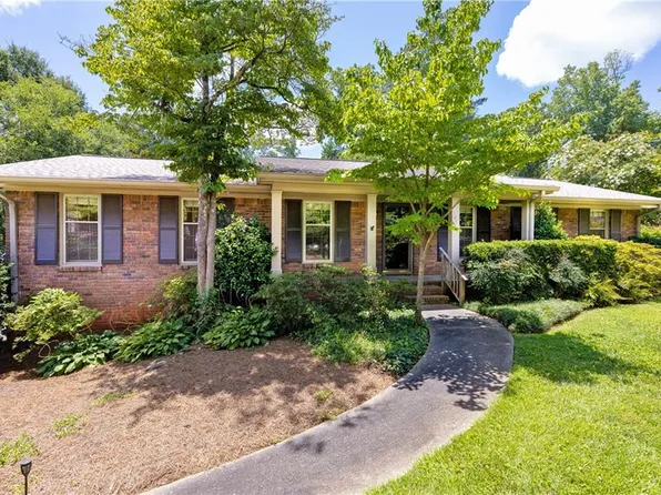 472 Highview Dr SE, Smyrna, GA 30082