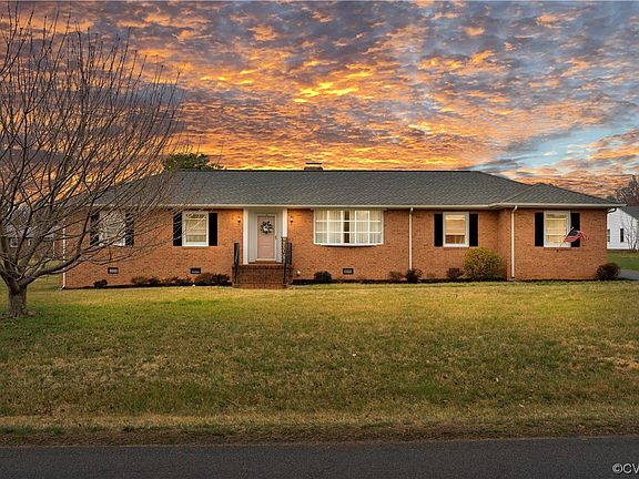 2nd image of 8176 Carter Ln