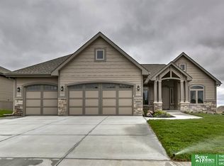 10635 S 190th St, Omaha, NE 68136