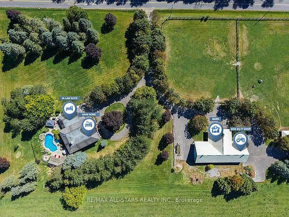 3rd image of 318 Feasby Rd