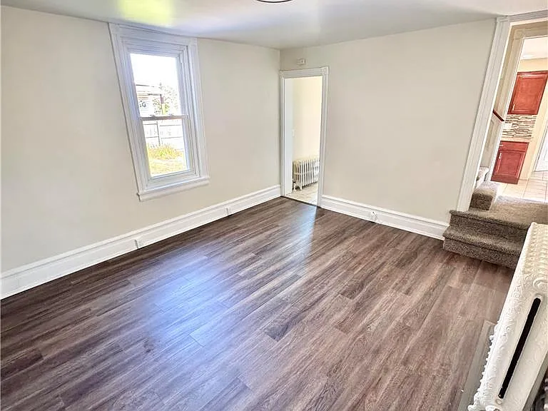 21 W Main St #2 — Photo 3
