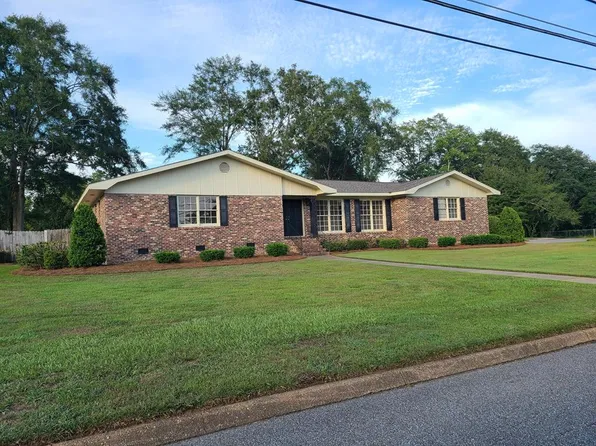 2407 Evans Dr, Dothan, AL 36303