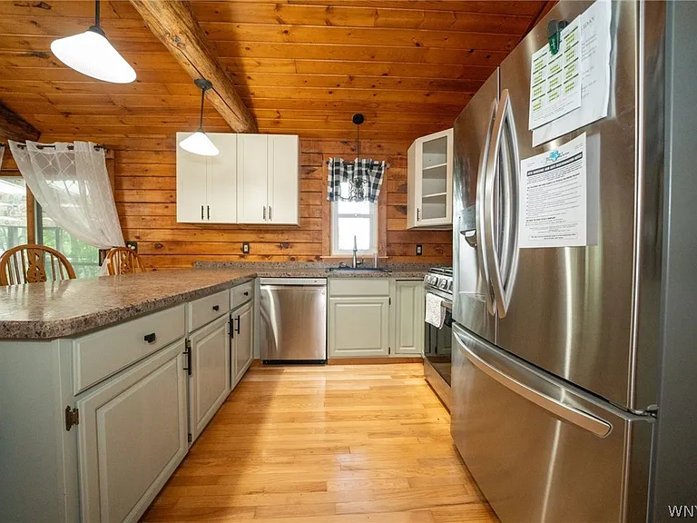 8376 Cobblestone Ct — Photo 23