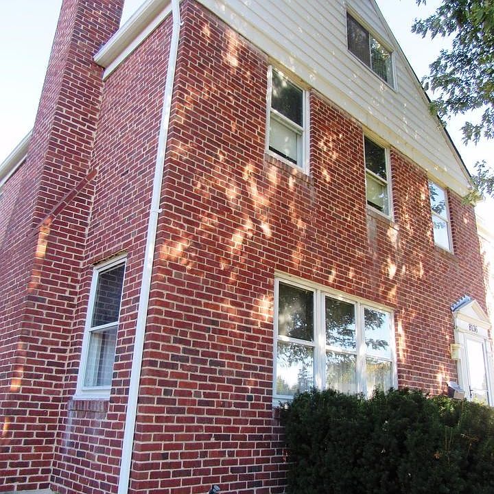 Exterior (Front)