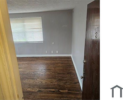 2nd image of 5647 Hamilton Ave APT 3