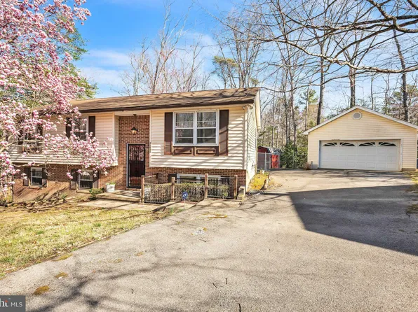 45630 Roper Rd, Lexington Park, MD 20653