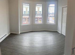 1345 W Rockland St FLOOR 2, Philadelphia, PA 19141