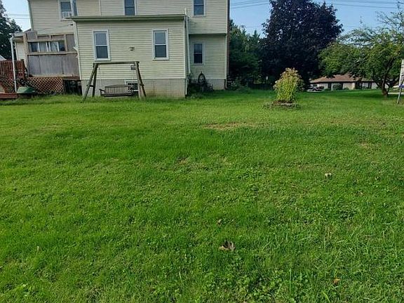 2nd image of 3239 Harrisburg Pike