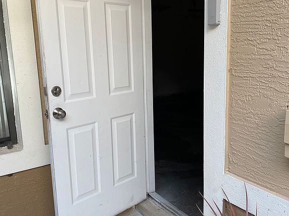 5th image of 1010 Winderley Pl Unit 122