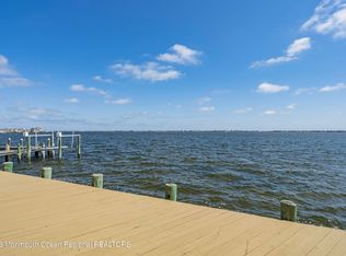 95 Rochester Dr, Brick, NJ 08723