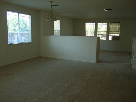 5th image of 4654 Windsong Ct