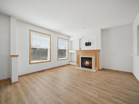 5th image of 2062 Wellens St #84