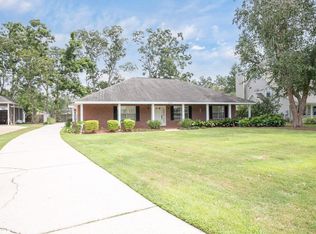 20940 Lowry Dr, Fairhope, AL 36532