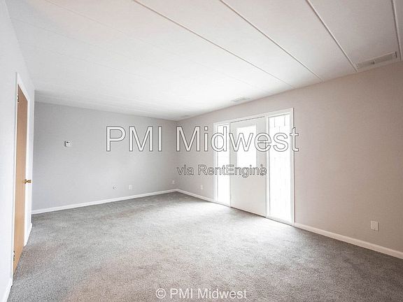 3rd image of 324 Progress Rd APT A5