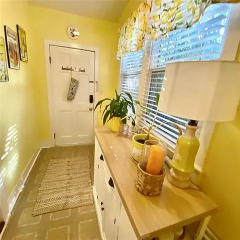 7517-19 Willow St #7517 — Photo 12