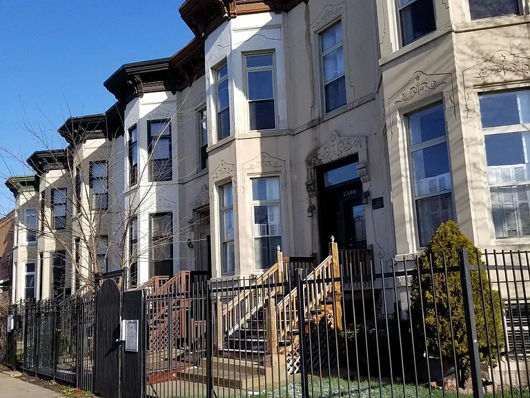 2302 W Monroe St #B — Photo 16