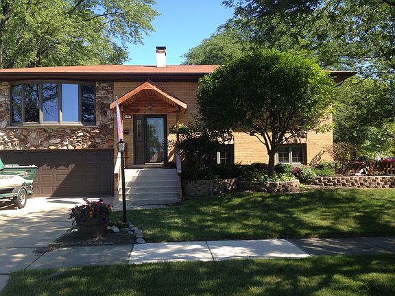 2nd image of 6605 Linden Dr